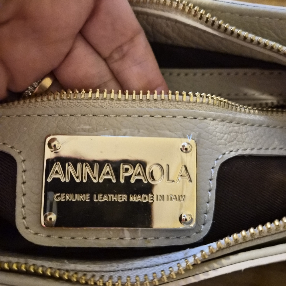 Anna Paola Italian Leather Shoulder Bag - Picture 9 of 9